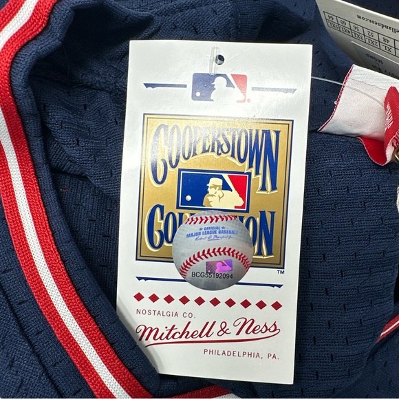 Mitchell & Ness 1985 Minnesota Twins Kirby Puckett Jersey - Picture 11 of 13